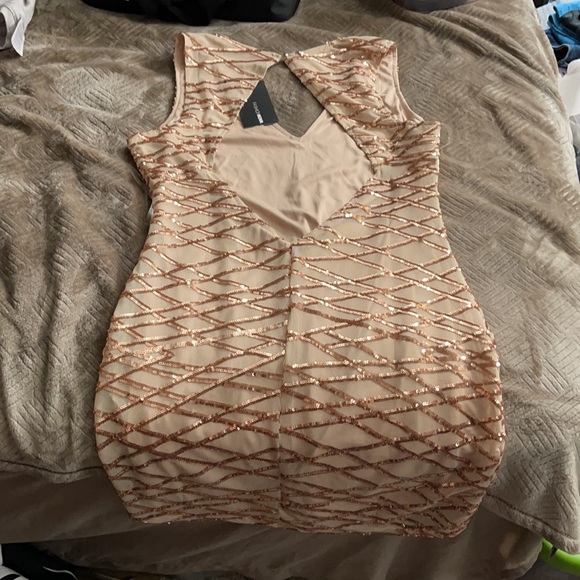 Fashion Nova sequin dress - Picture 4 of 5